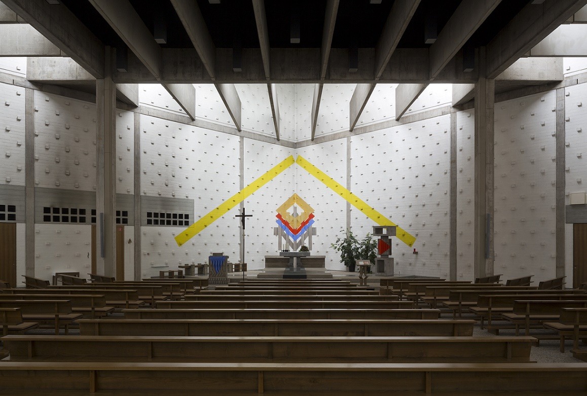 Lemgo | Heilig Geist | Blick zum Altarraum | Foto: Florian Monheim, Krefeld