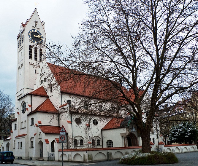 München-Schwabing | Erlöserkirche | Foto: CineAmigo, CC BY SA 3.0