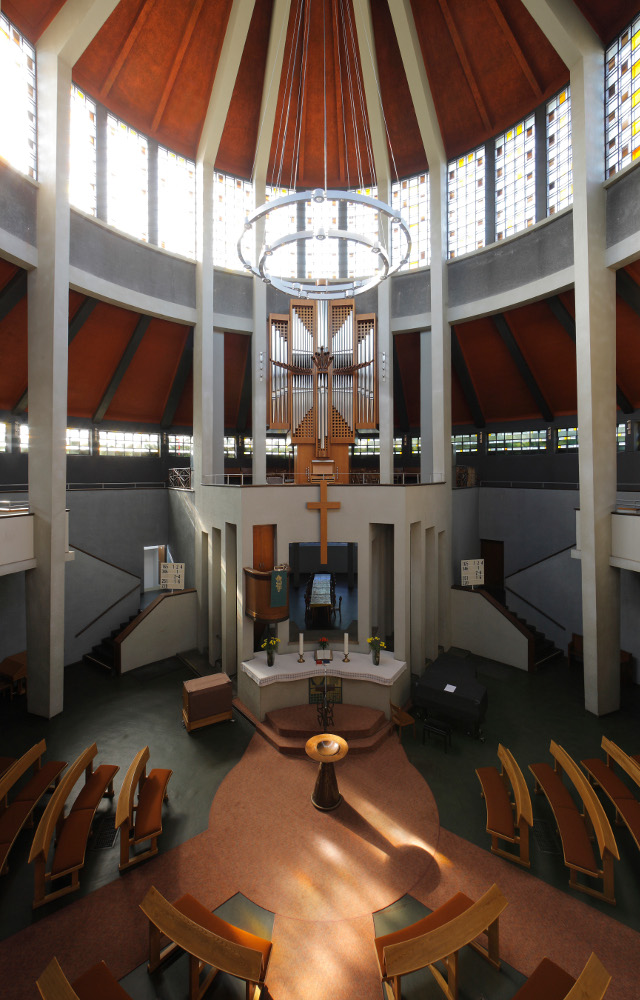 Essen | Auferstehungskirche | Innenraum | Foto: Bildarchiv Florian Monheim, Krefeld
