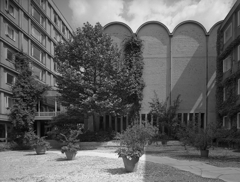 München-Isarvorstadt | Herz Jesu | Außenbau nach 1953 | Foto: Sigrid Neubert, Architekturmuseum der TU München